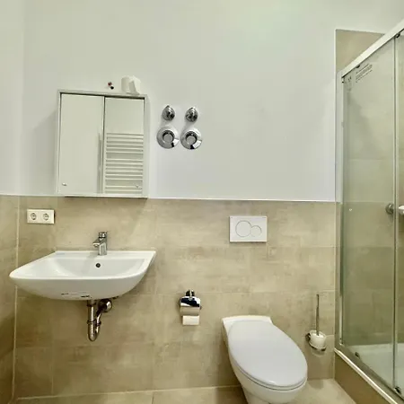 Ar Living Frankfurt Koenigsteinerstr Франкфурт-на-Майне